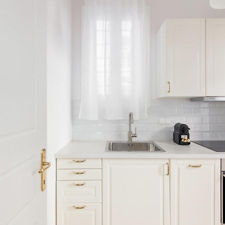 Great House W/ Private Parking Apartment Athens Luaran gambar