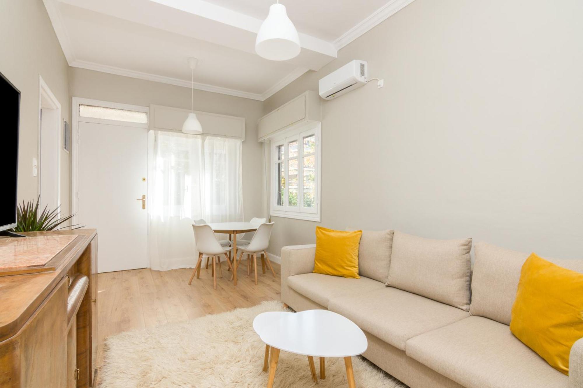 Great House W/ Private Parking Apartment Athens Luaran gambar